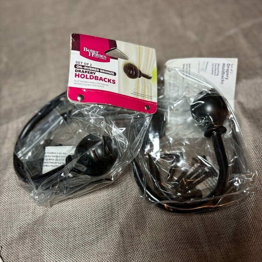 Bundle (2) Better Homes and Gardens 2 Packs (4) Drapery Holdbacks